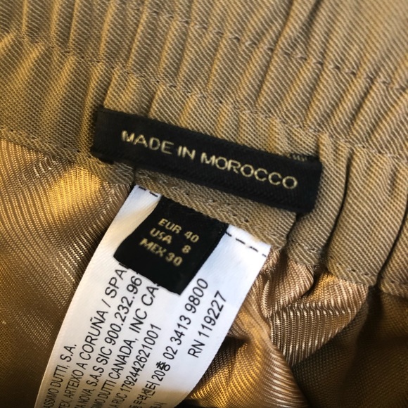 Cute adjustable mid-rise pants. - Picture 4 of 6